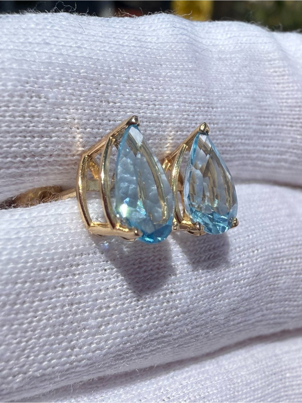 Solid 14k Gold London Blue Topaz Teardrop Stud Earrings - Women Jewelry - Picture 5 of 13